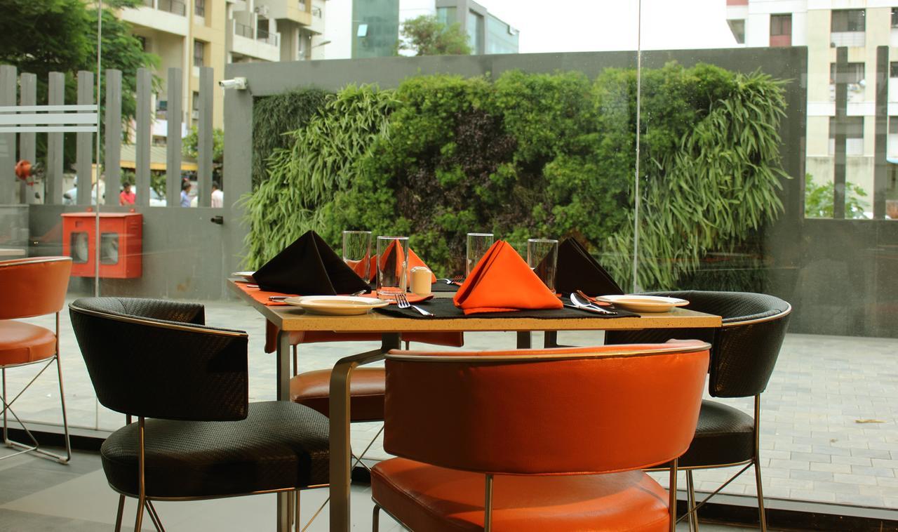 Hotel Fidalgo Pune Dış mekan fotoğraf
