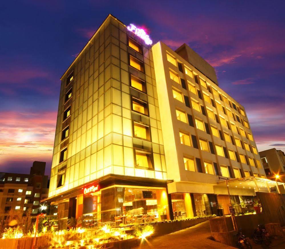 Hotel Fidalgo Pune Dış mekan fotoğraf